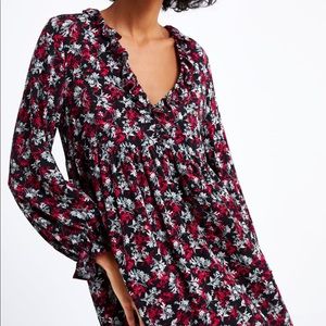 NWT Zara Floral Print Dress Size Medium ❤️❤️